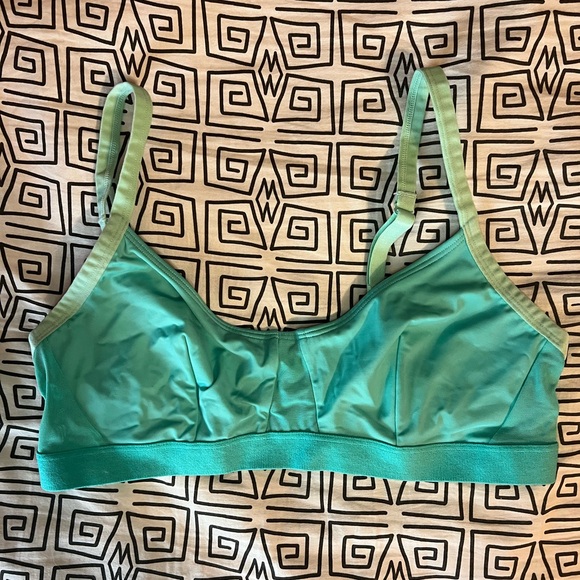 Colsie Bralette - Picture 2 of 6